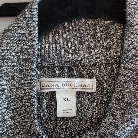 Dana Buchman Black and White Knit Top - Picture 4 of 4